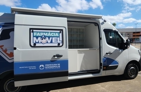 Farmácia Móvel amplia acesso a medicamentos em Divinópolis farmácia movel vacina mm