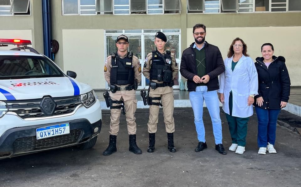 PM apoia ação social para população em situação de rua em Formiga formiga