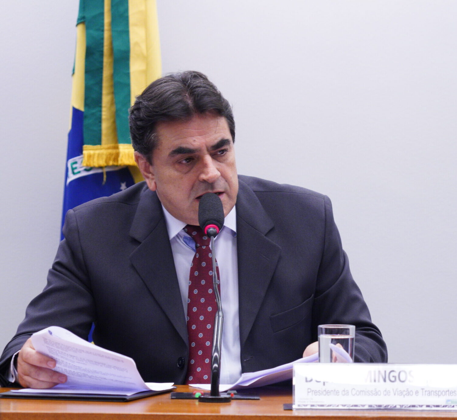 Autor de projeto que restringe publicidade de bets, Domingos Sávio volta a cobrar jogo duro