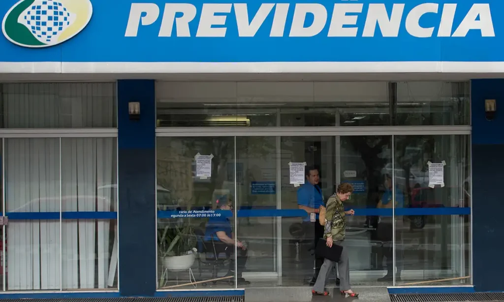 Governo destina R$ 547 milhões para ressarcir beneficiários do INSS 966946-07072015-dsc_5210bbn