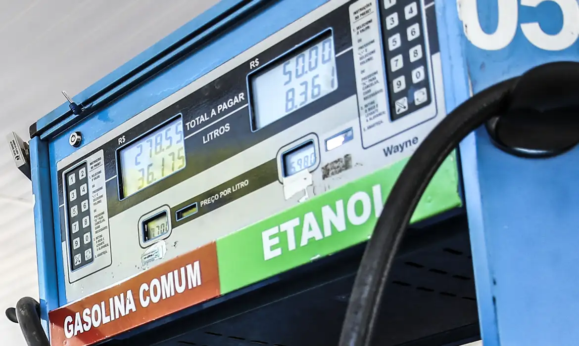 Governo aumenta quantidade de etanol na gasolina para 32%