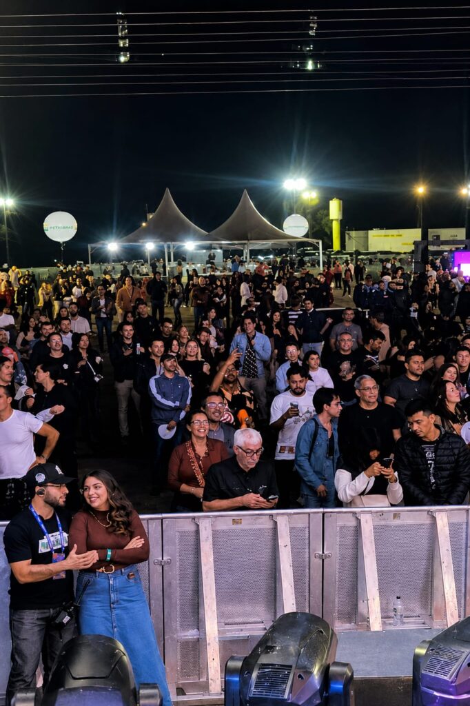 Multiversos transforma Parque de Exposições em palco de diversidade, música e pertencimento em Divinópolis IMG-20260705-WA0015