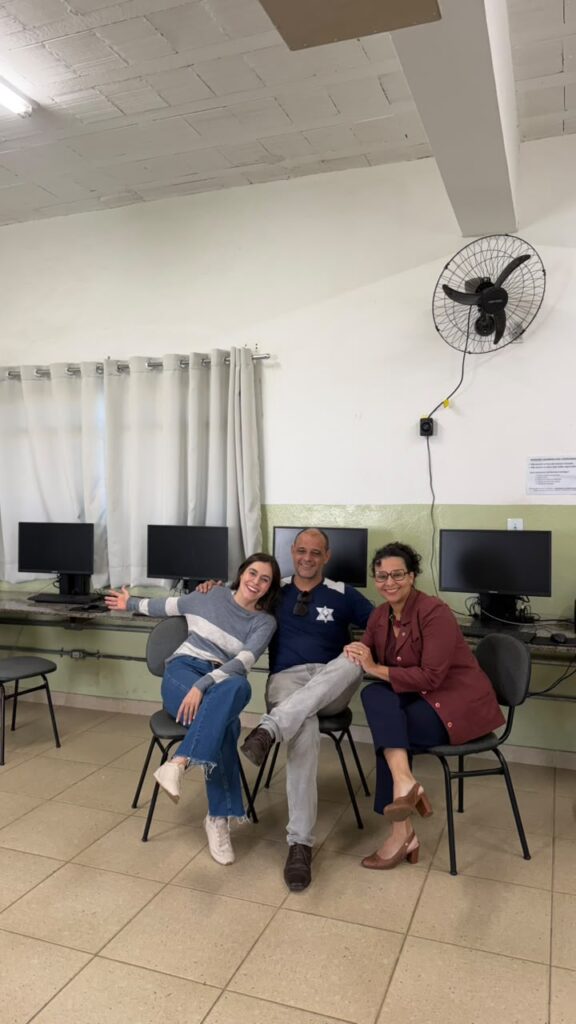 Deputada Lohanna destina R$ 520 mil em emendas para escolas de Divinópolis e acompanha aplicação dos recursos WhatsApp Image 2026-07-02 at 16.37.25