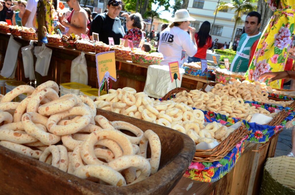 Festival do Biscoito e do Queijo movimenta Pará de Minas até domingo (5) biscoito