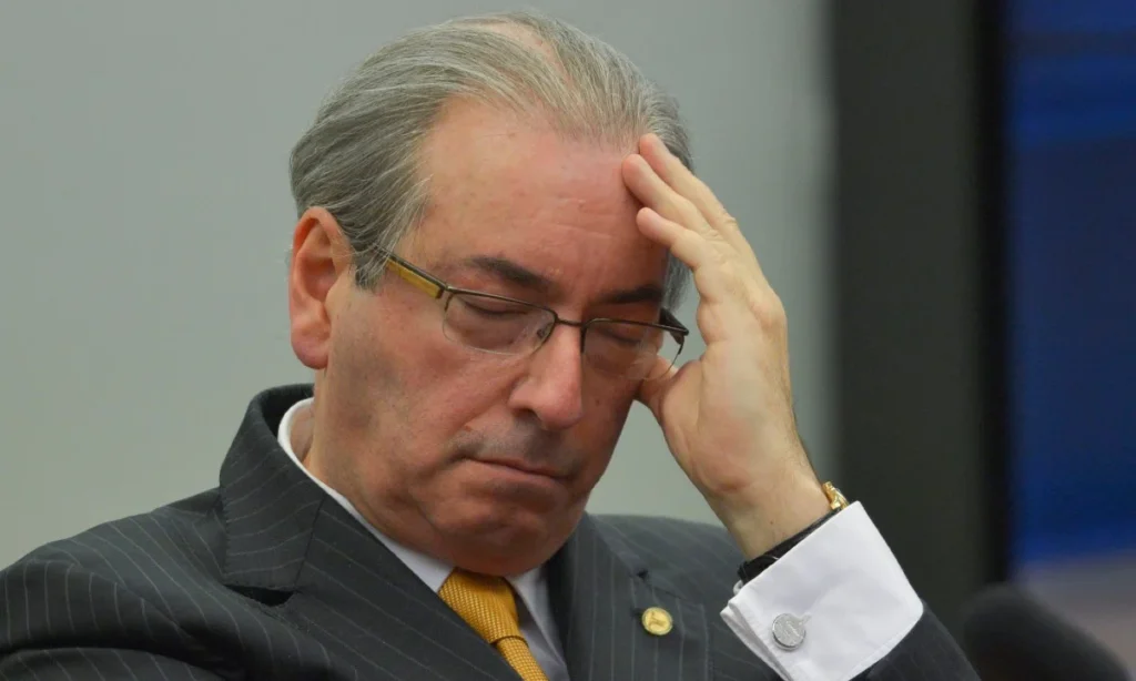 "Esses mineiros enrolados": mensagens revelam bastidores da articulação de Eduardo Cunha para disputar vaga em Minas Gerais eduardo-cunha