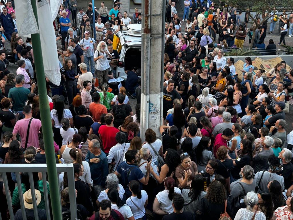 Urgente: Prefeitura notifica SINTRAM e SINTEMD e dá 24 horas para fim da greve em Divinópolis greve