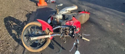 Colisão entre carro e moto deixa um Motociclista fatal em Pitangui 46fd39f96ccb64246085c4cf640502bb