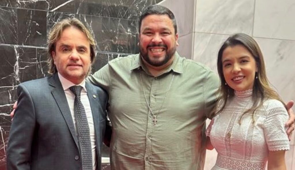Articulação do vereador Matheus Dias viabiliza mais de R$ 4 milhões de Eros e Chiara Biondini para Divinópolis IMG-20260822-WA0001