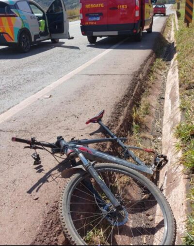 Ciclista de 47 anos morre após colisão com carro na MG-050, em Itaúna