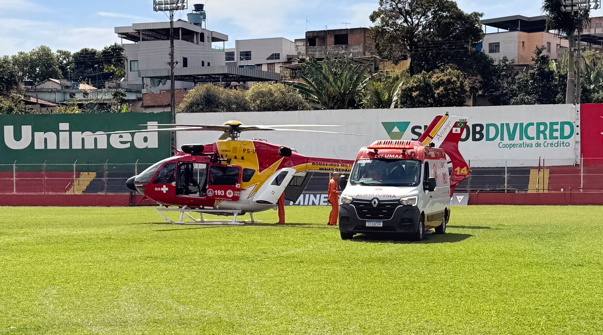 Criança com queimaduras é transferida de helicóptero de Divinópolis para Belo Horizonte
