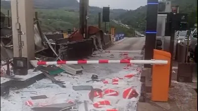 Motorista é preso após bater em cabine de pedágio e fugir pela BR-381 em Fernão Dias