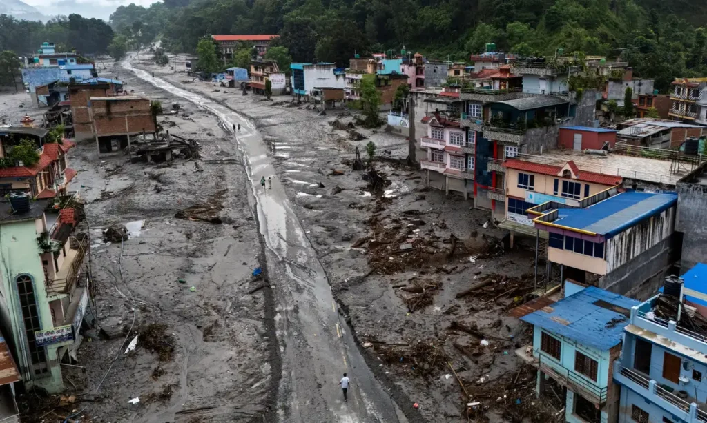 Tragédia no Nepal e Tibete chega a mais de mil mortes 2026-08-30t183531z_1_lynxmpem7t0il_rtroptp_4_nepal-floods