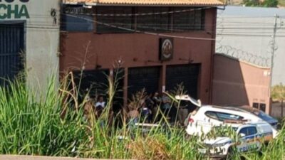Casal é encontrado baleado dentro de apartamento em Itaúna
