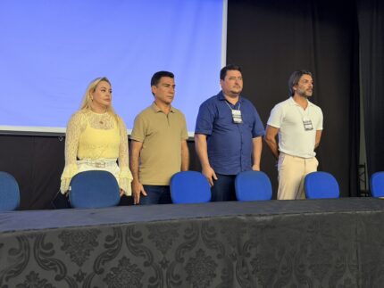 Nova Serrana se une pelo bem-estar : I Seminário Municipal de Saúde Mental reúne recorde de público
