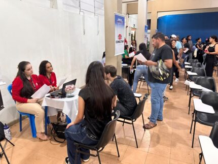 Itaúna realiza 2º Feirão de Empregos nesta sexta (11) com cerca de mil vagas disponíveis