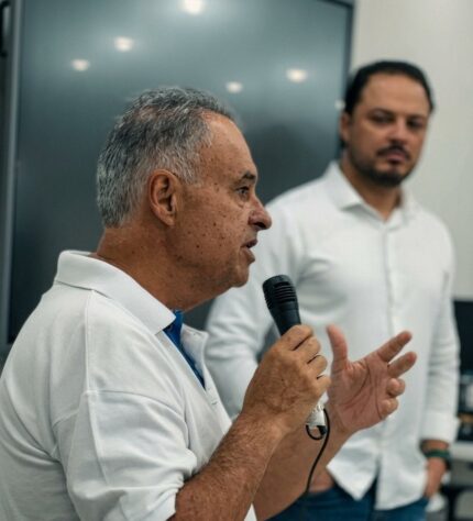 Prefeitura de Itaúna reconhece empresas parceiras do 2º Feirão de Empregos NOVO TRES