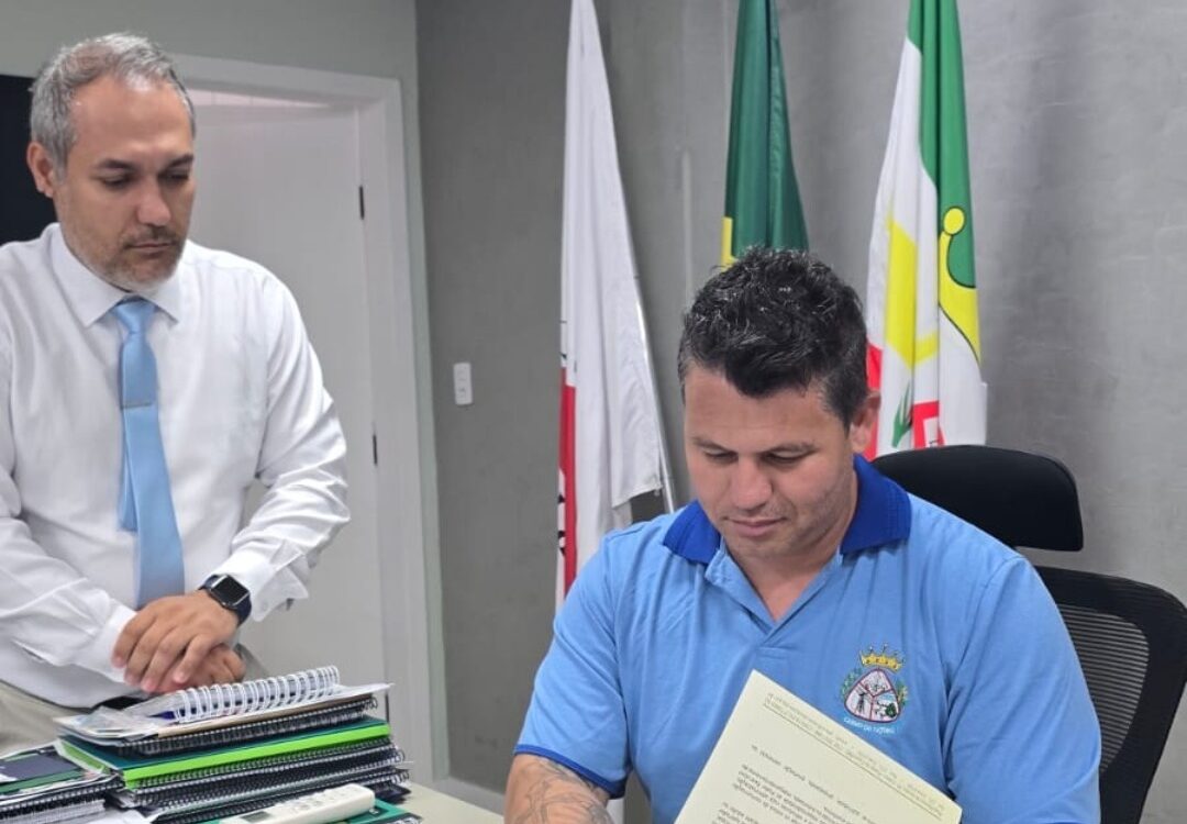Carmo do Cajuru proíbe publicidade de bets e conteúdo adulto em bens e eventos públicos