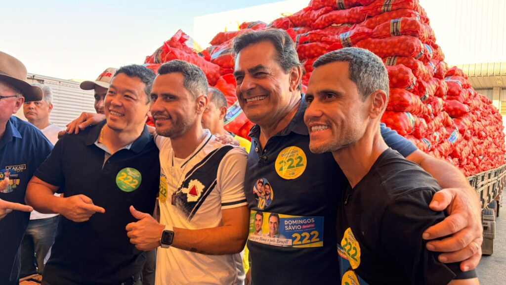 Cleitinho inicia reta final de campanha na Ceasa em BH e relembra trajetória de verdureiro a candidato ao Governo de Minas WhatsApp Image 2026-09-28 at 13.10.34