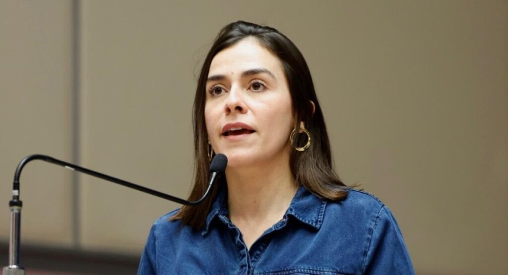 Lohanna França denuncia novas ameaças de morte e estupro; suspeito é alvo de operação da Polícia Federal lohanna frança