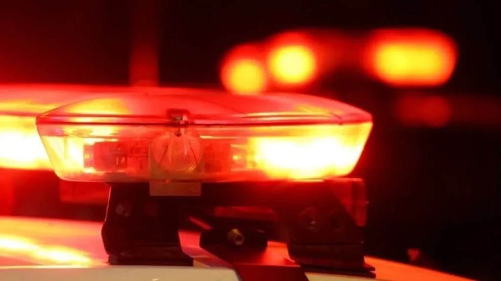 Homem é encontrado morto e mulher fica ferida após tiros em Pará de Minas viatura-ppmg-1200x675