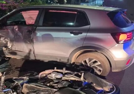 Motociclista de 19 anos morre após colisão entre carro e moto em Nova Serrana