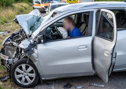 Grave acidente na entrada de Córrego Fundo em Divinópolis deixa três mortos segundo informações preliminares