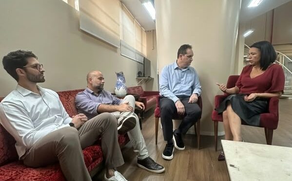 Prefeita Janete intensifica negociações para evitar fechamento da Gerdau em Divinópolis