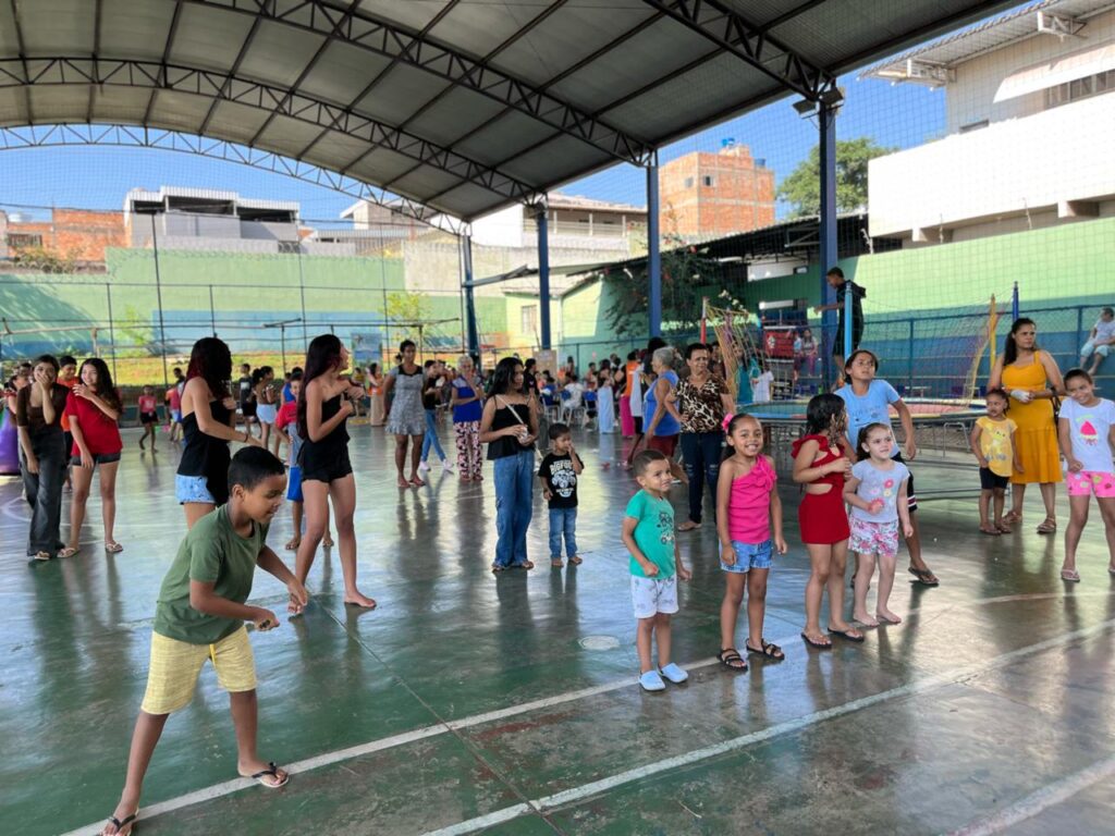 Caravana Social encerra ações de 2026 com atendimento no bairro São Geraldo em Nova Serrana WhatsApp Image 2026-10-02 at 09.56.06 (1)