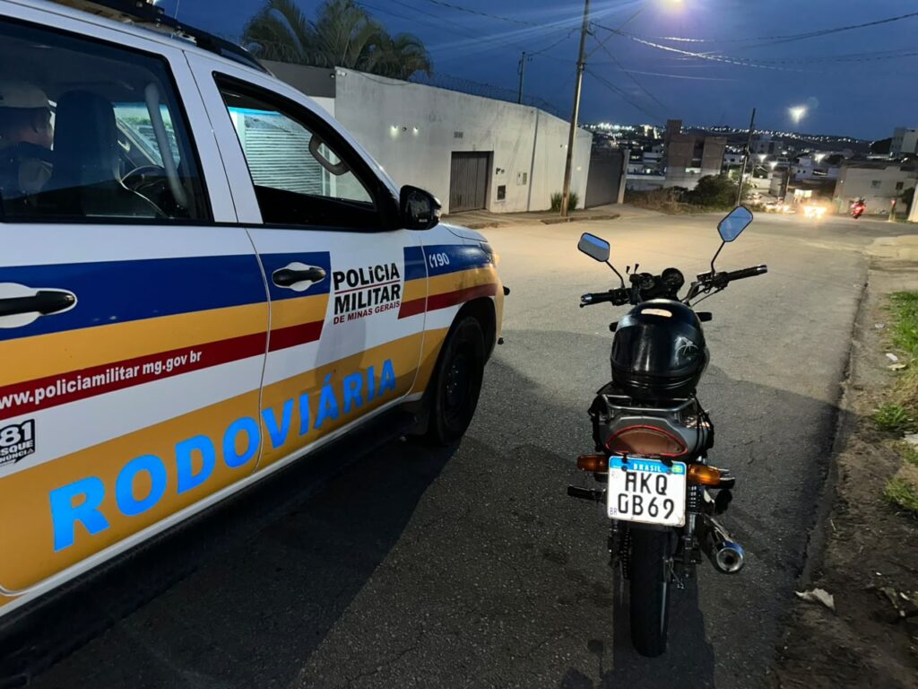 Polícia Militar apreende adolescente na MG-050 após identificar adulteração em placa de motocicleta em Divinópolis WhatsApp Image 2026-10-10 at 12.06.52