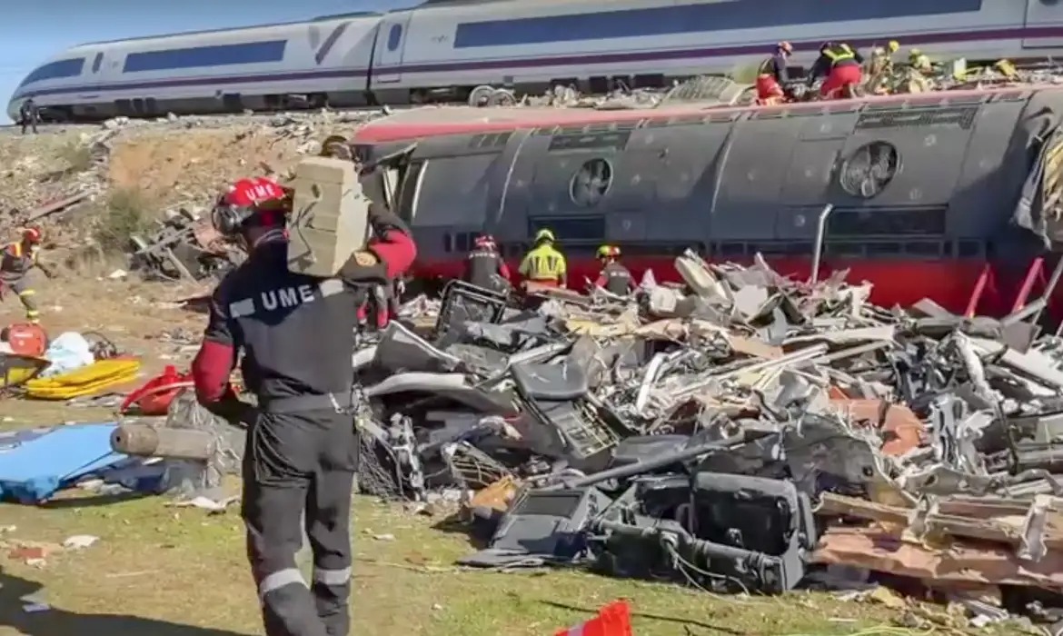Acidente entre trens de alta velocidade na Espanha deixa 68 mortos; Brasil manifesta solidariedade