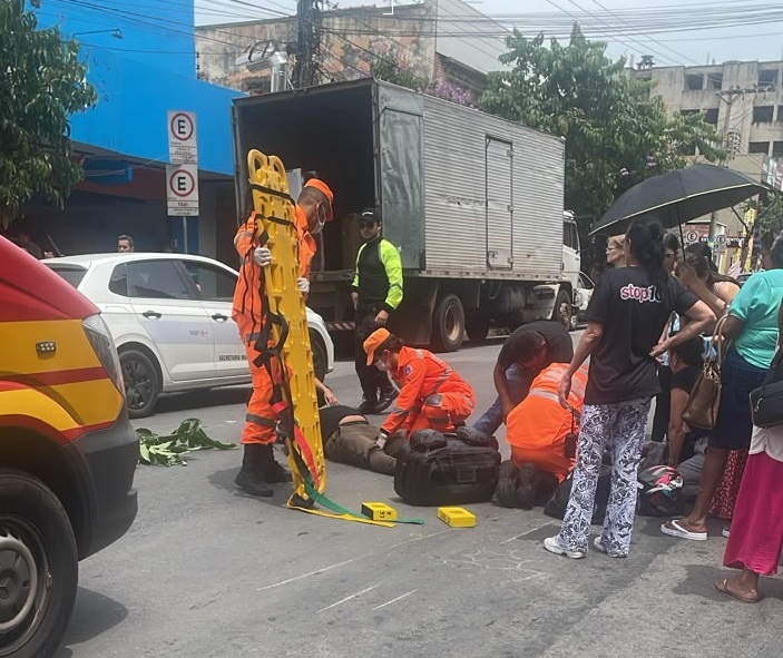 Motorista bate em motociclista na rua Goiás e foge sem prestar socorro