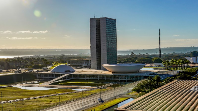 Minas manda 53 para Brasília: PL conquista 21 cadeiras, Nikolas bate recorde e renovação fica em 26,4%