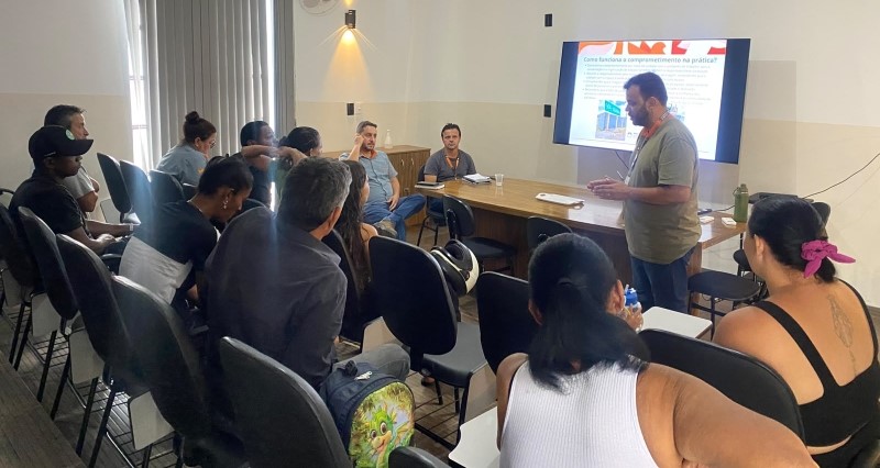 Divinópolis discute sede própria para Centro de Triagem e melhorias para trabalhadores da reciclagem