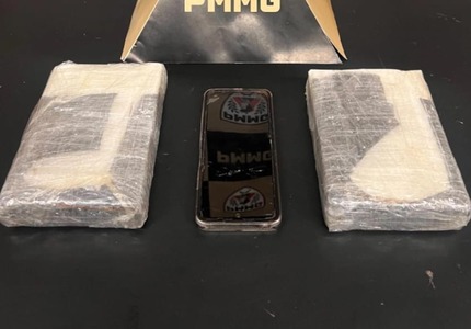 Homem é preso transportando barras de cocaína avaliadas em R$ 60 mil na BR-494 em Divinópolis