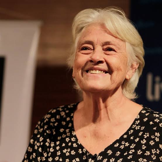 De Divinópolis para o Nobel? Adélia Prado entra no radar internacional para maior prêmio da literatura