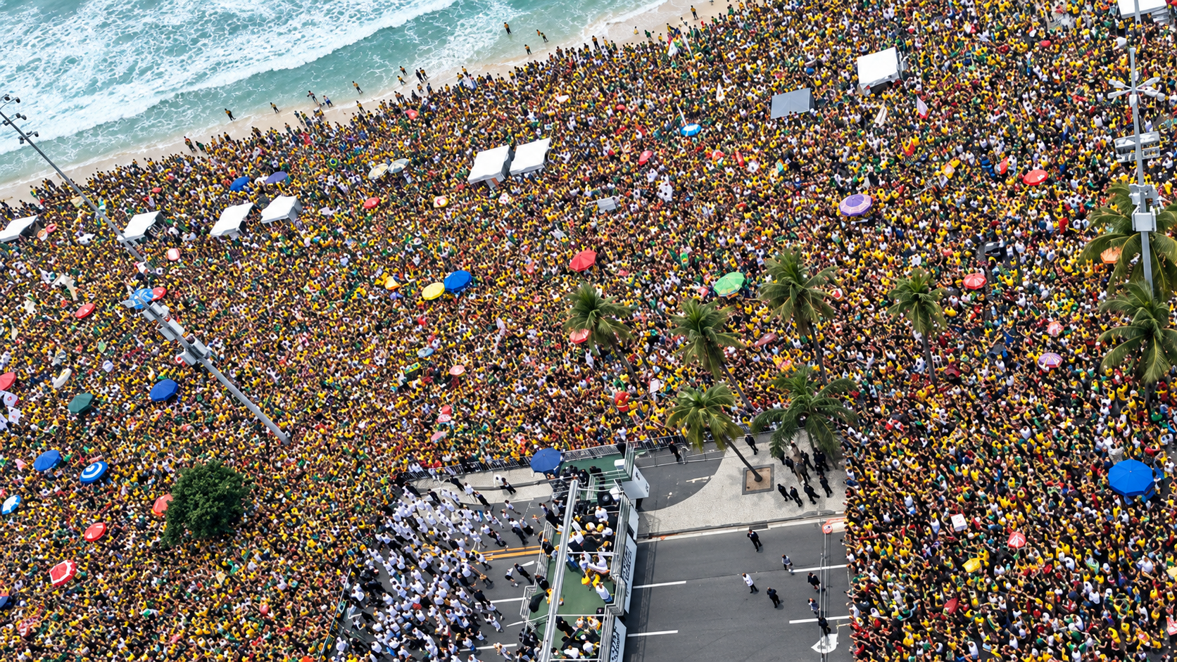 Multidão ocupa Copacabana em ato musical convocado por Caetano Veloso em apoio a Lula