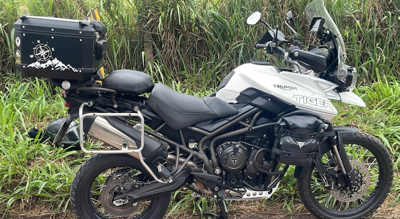 Colisão entre duas motos deixa motociclistas feridos na MG-050 em Itaúna