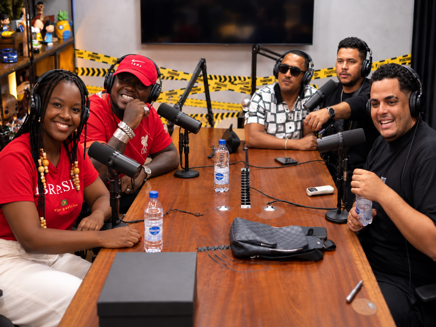 Ana Elisa (PT) retoma agenda política na UFMG e participa do Podpah acompanhada por Djonga nesta sexta-feira